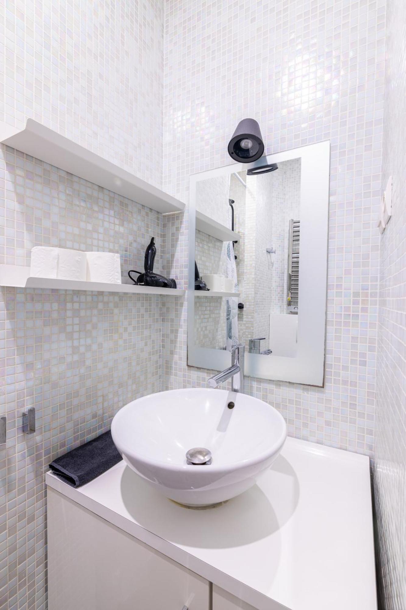 פריז Luxurious 1 Bedroom Republique Vinaigriers Free Netflix מראה חיצוני תמונה